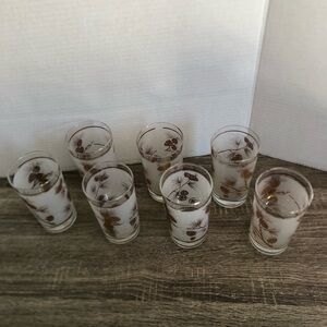 Vtg Libbey Frosted Gold Pinecone Pattern Glasses - Set of Seven